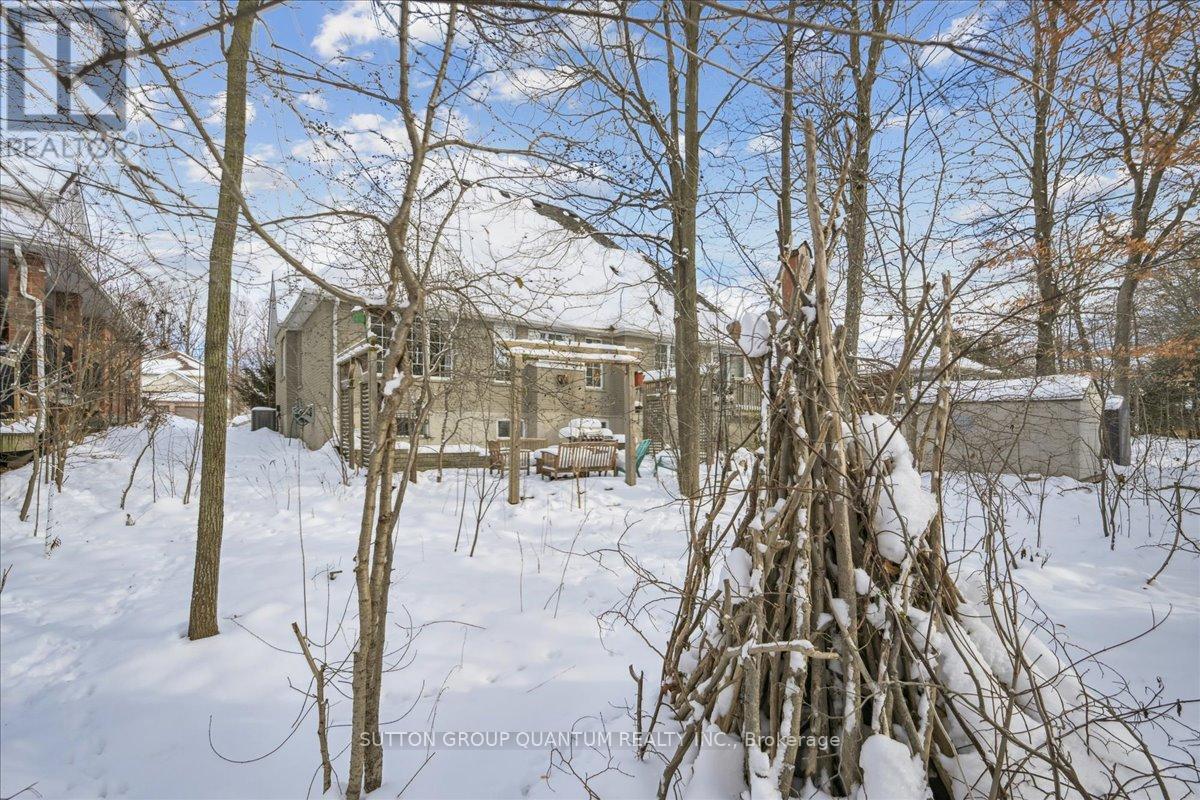 629 Burning Bush Road, Waterloo, ON - Outdoor