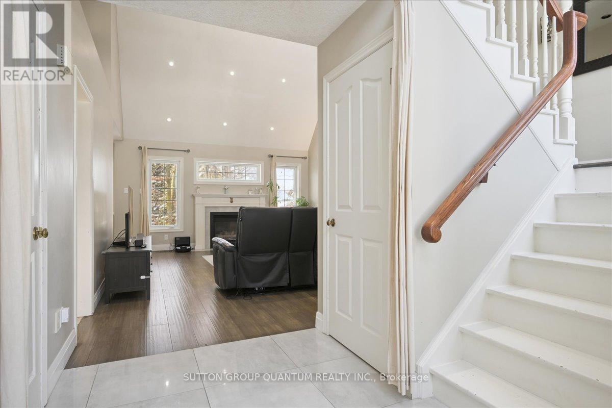 629 Burning Bush Road, Waterloo, ON - Indoor Photo Showing Other Room