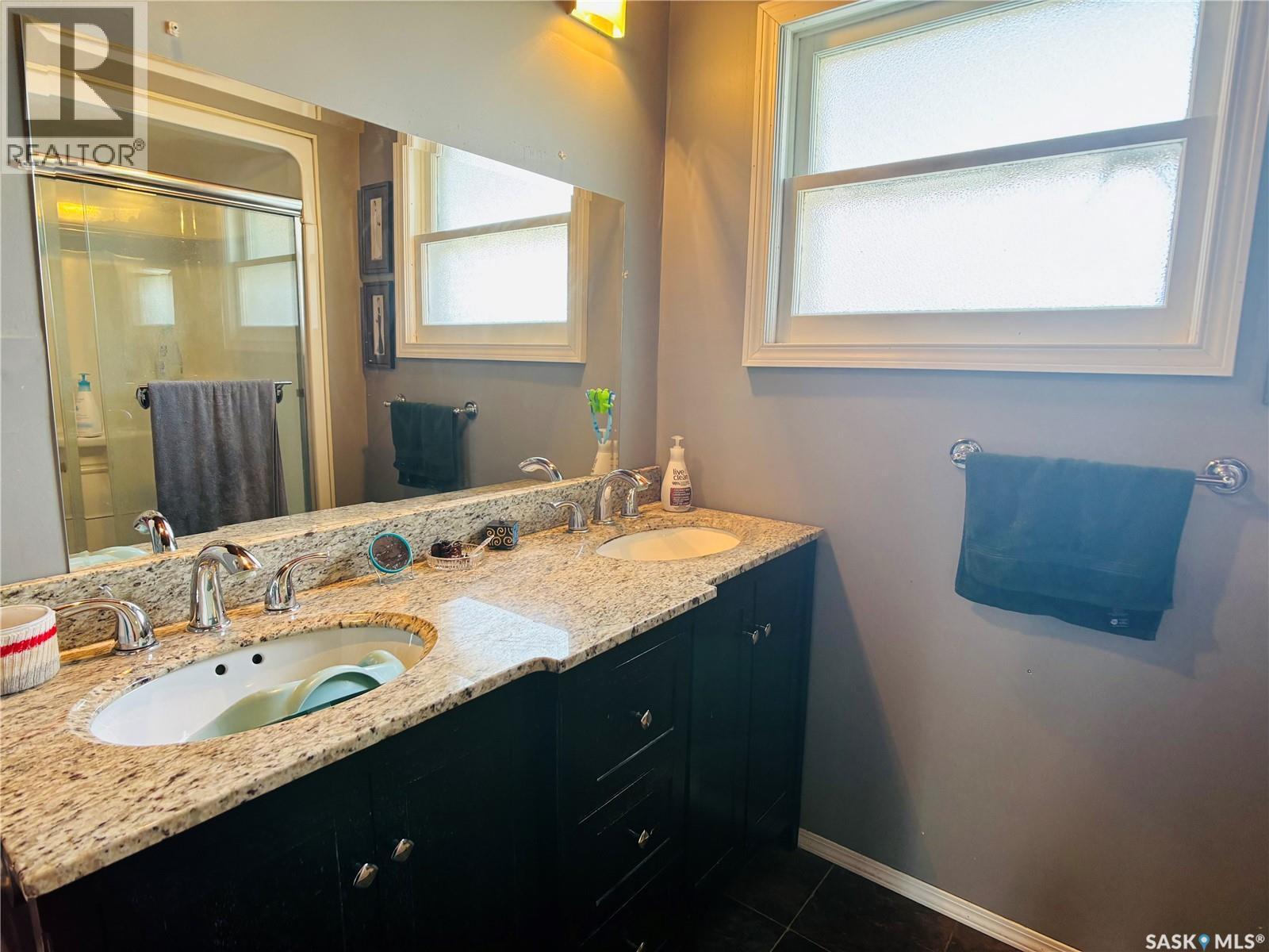 208 Forget Street, Stoughton, SK - Indoor Photo Showing Bathroom