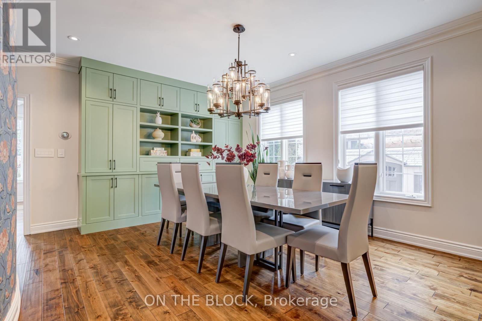 2212 Oneida Court, Mississauga, ON - Indoor Photo Showing Dining Room