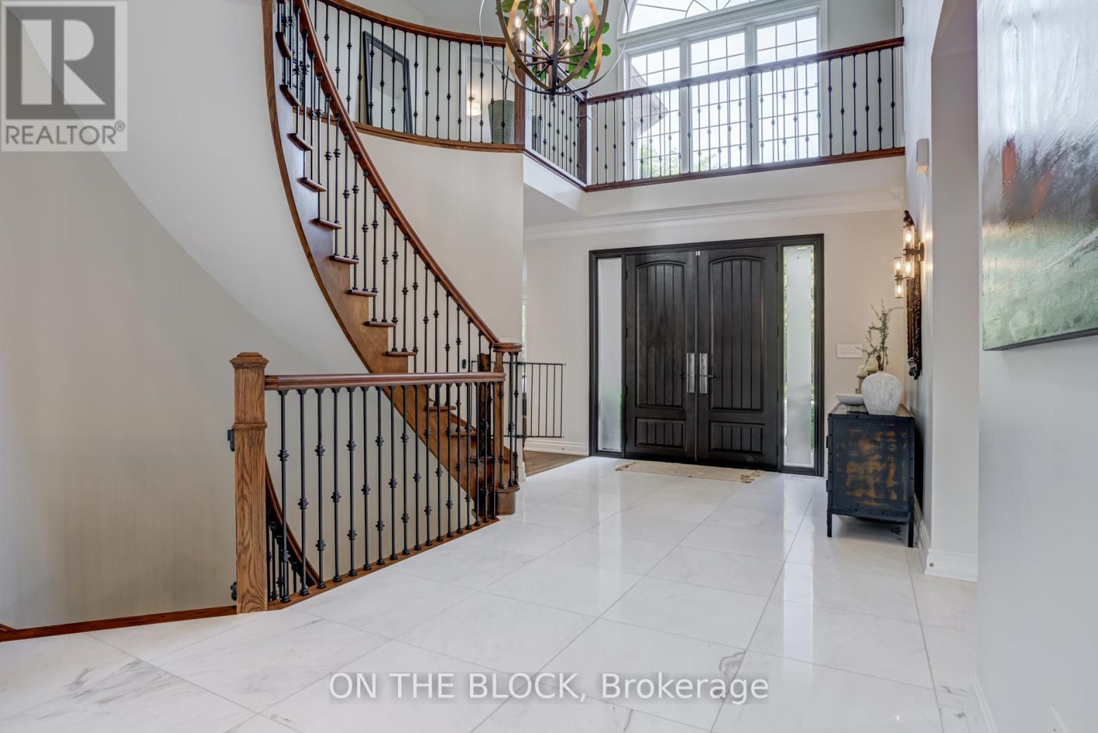 2212 Oneida Court, Mississauga, ON - Indoor Photo Showing Other Room