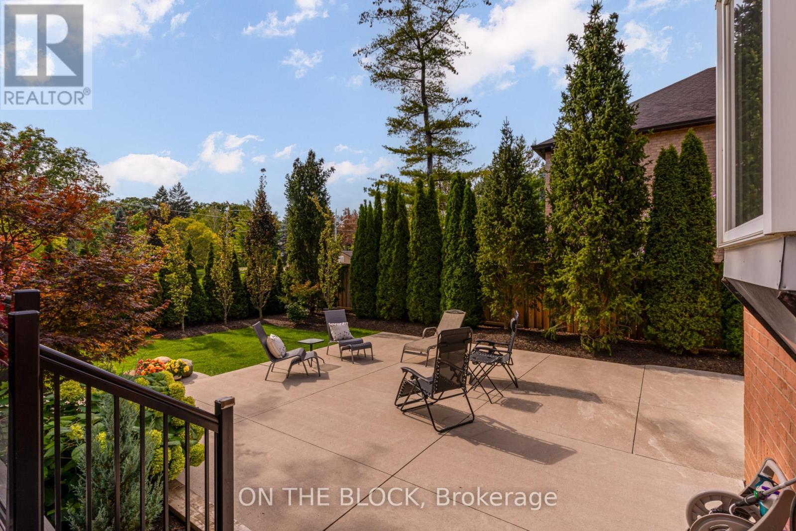 2212 Oneida Court, Mississauga, ON - Outdoor