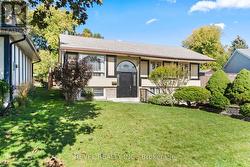 441 CRESTWOOD DRIVE N Oshawa (O'Neill), ON L1G 2R4