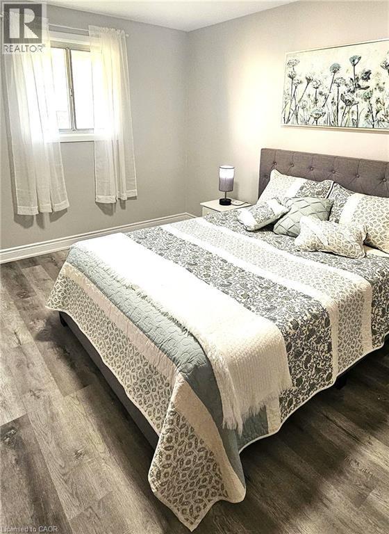 532 Montrave Avenue, Oshawa, ON - Indoor Photo Showing Bedroom