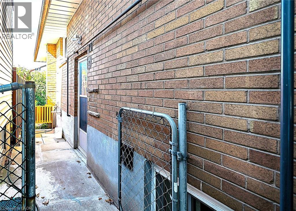 532 Montrave Avenue, Oshawa, ON - Outdoor