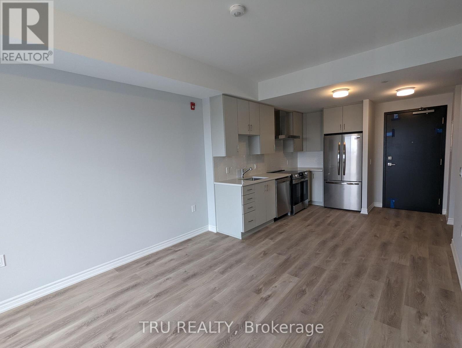 417 - 1350 Hemlock Road, Ottawa, ON - Indoor Photo Showing Kitchen