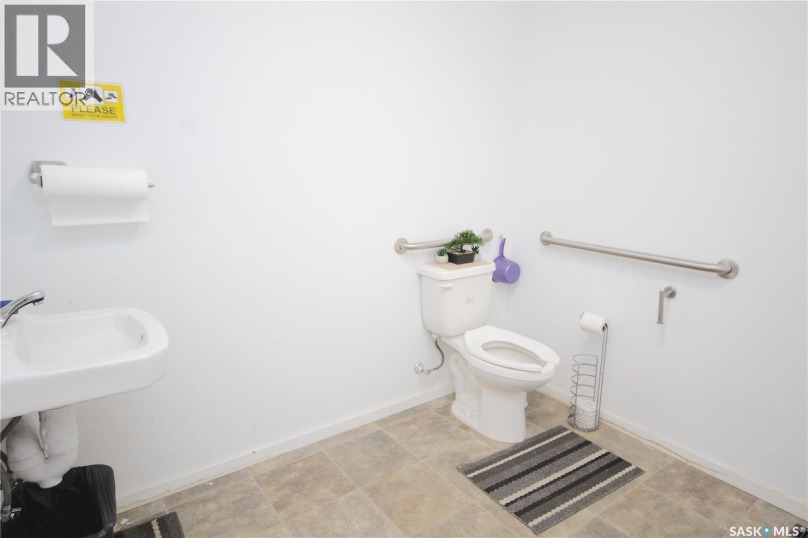 A 45 Broadway Street E, Yorkton, SK