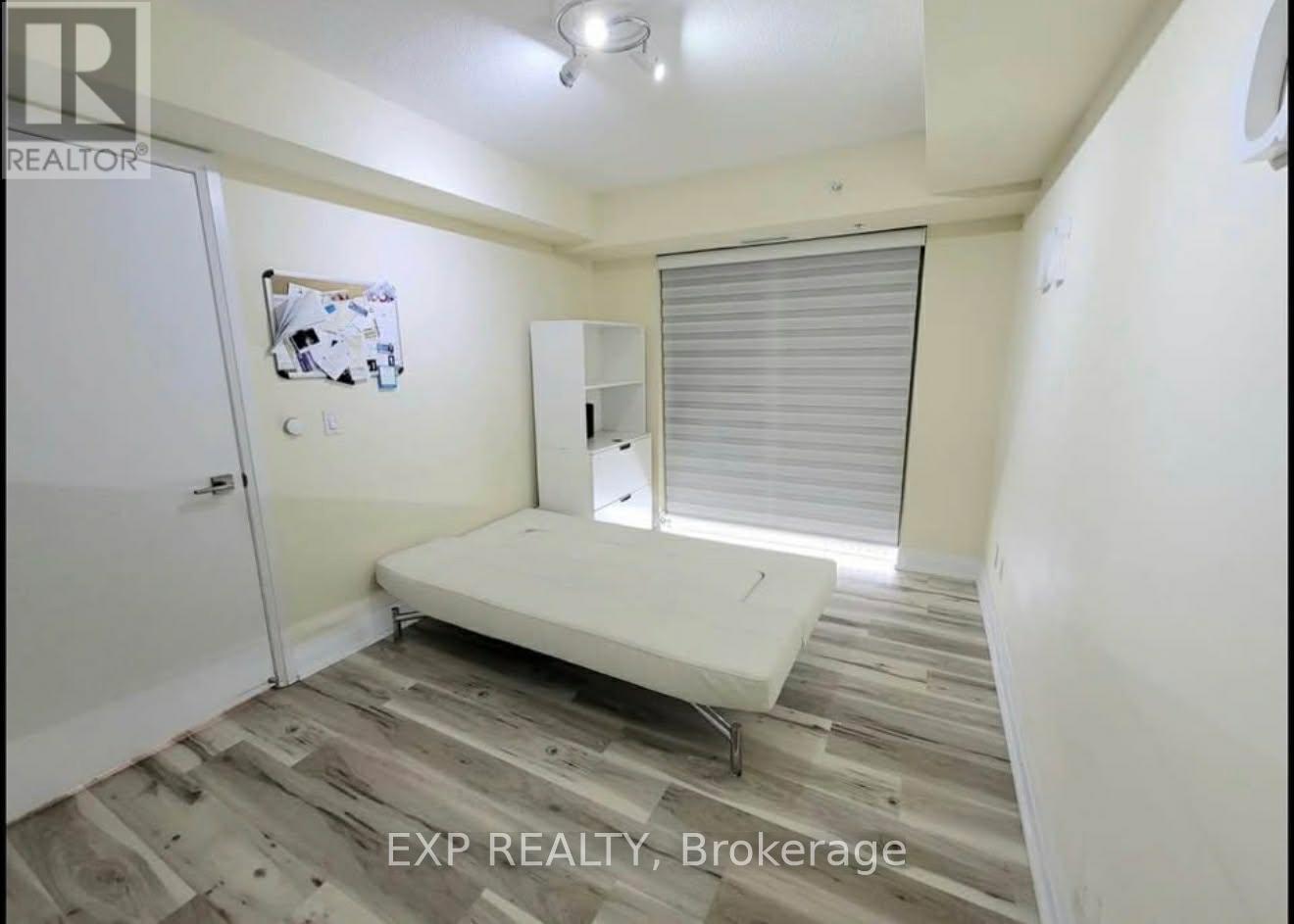 112-E - 555 Wilson Avenue, Toronto, ON - Indoor