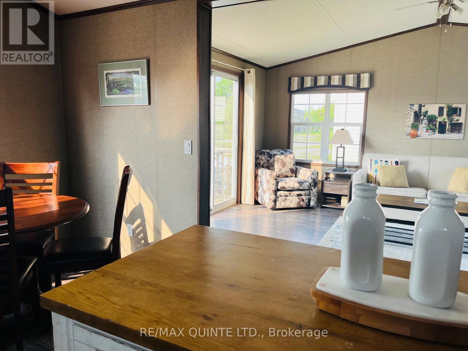 8 Cricket Ln - 486 County Road 18, Prince Edward County (Athol Ward), ON - Indoor