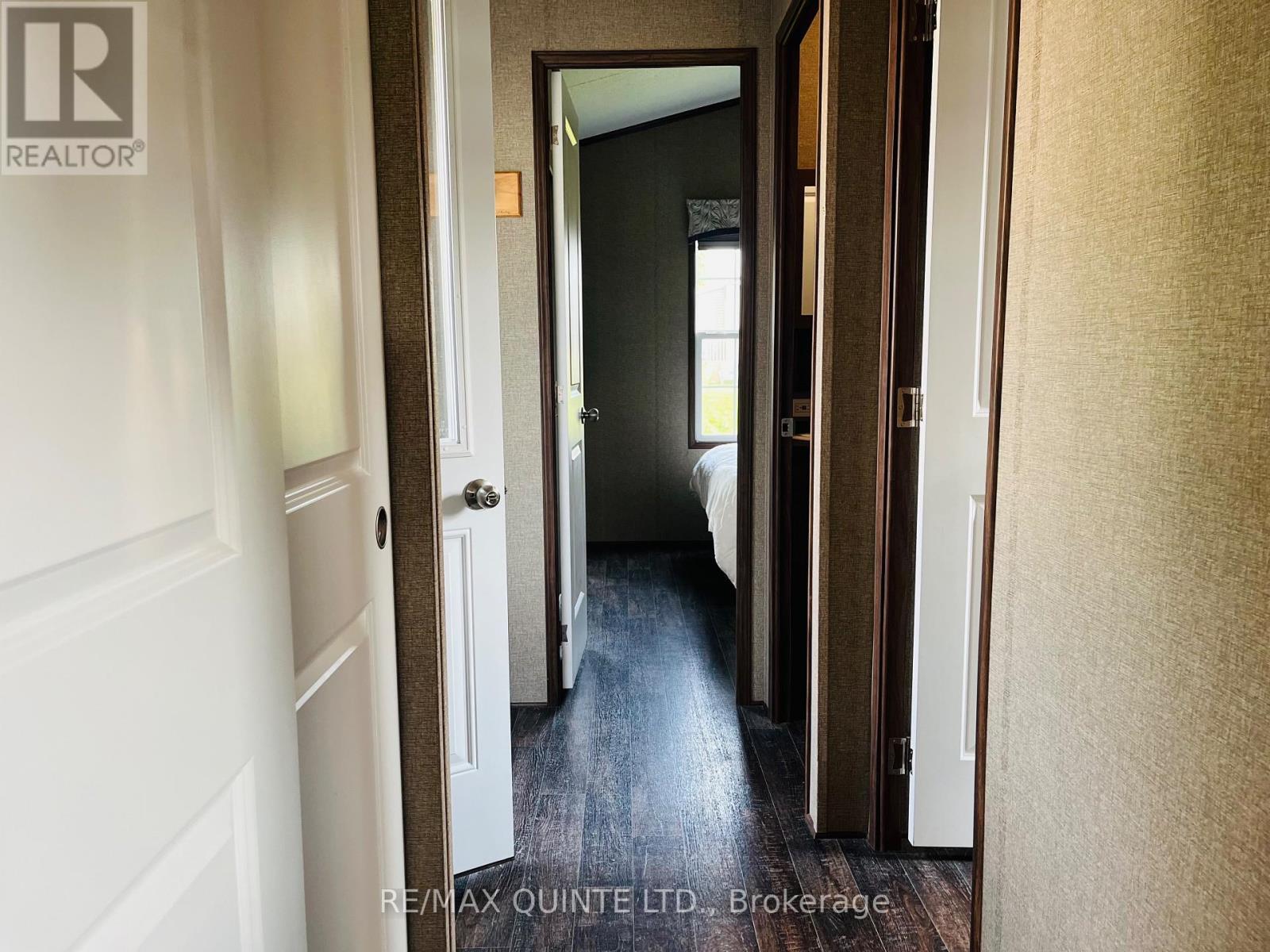 8 Cricket Ln - 486 County Road 18, Prince Edward County (Athol Ward), ON - Indoor Photo Showing Other Room