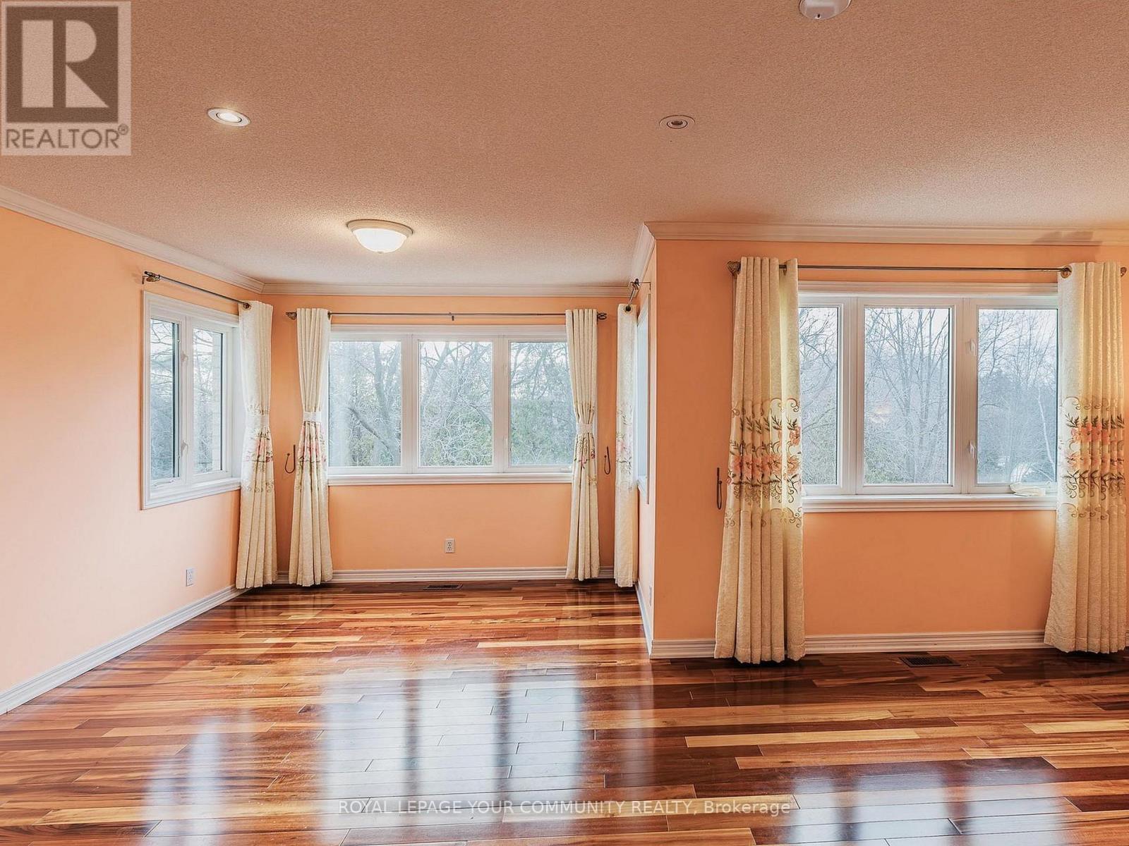 12 Bilberry Crescent, Richmond Hill, ON - Indoor Photo Showing Other Room