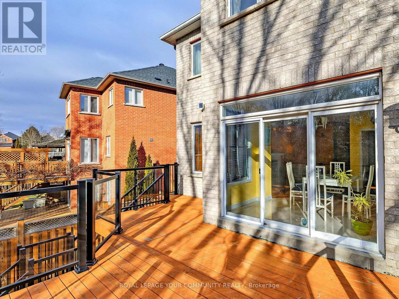 12 Bilberry Crescent, Richmond Hill, ON - Outdoor With Exterior