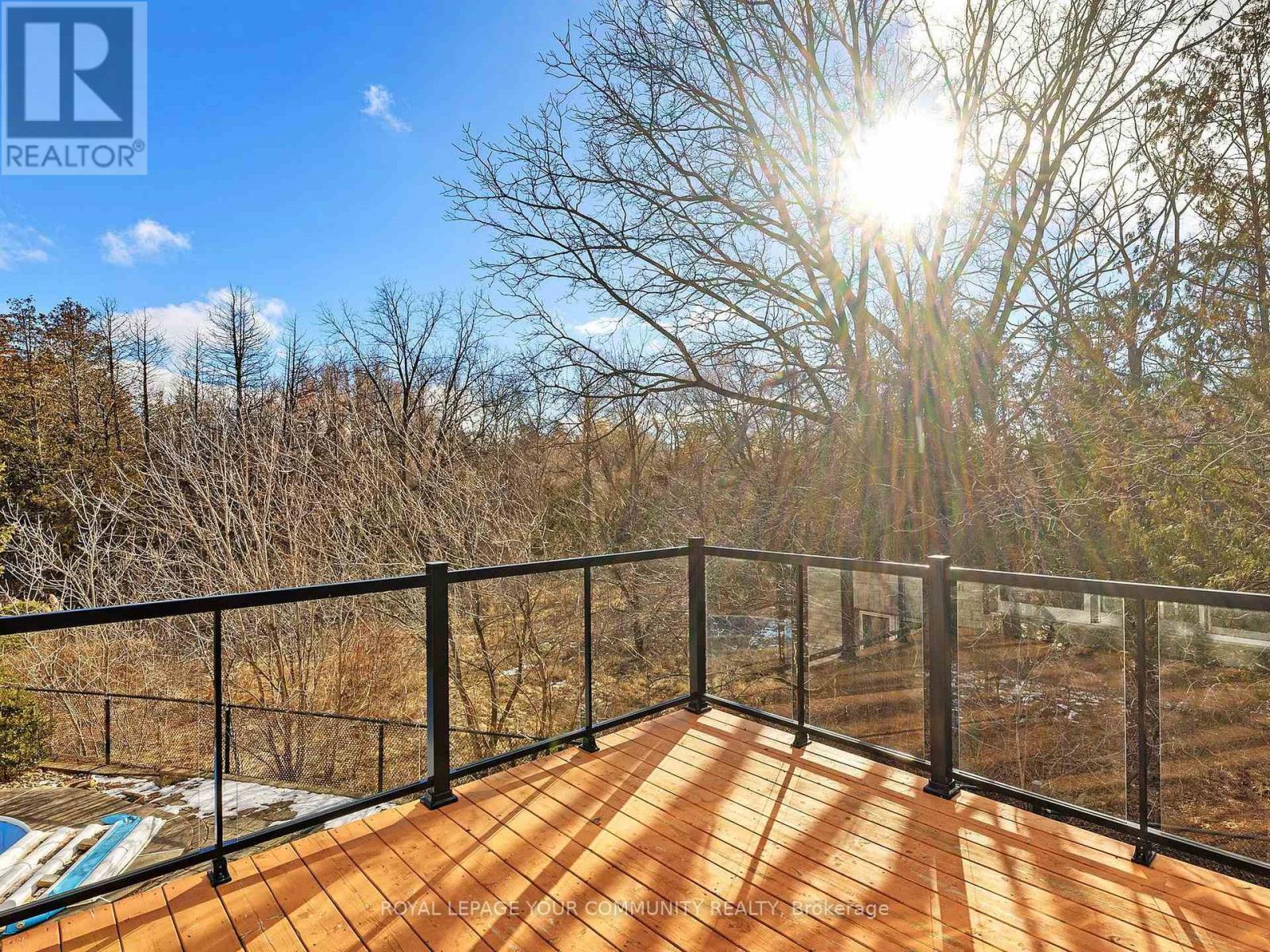 12 Bilberry Crescent, Richmond Hill, ON - Outdoor