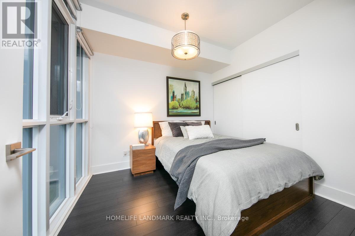 1308 - 32 Davenport Road, Toronto, ON - Indoor Photo Showing Bedroom