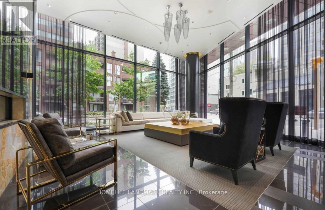 1308 - 32 Davenport Road, Toronto, ON - Indoor Photo Showing Other Room