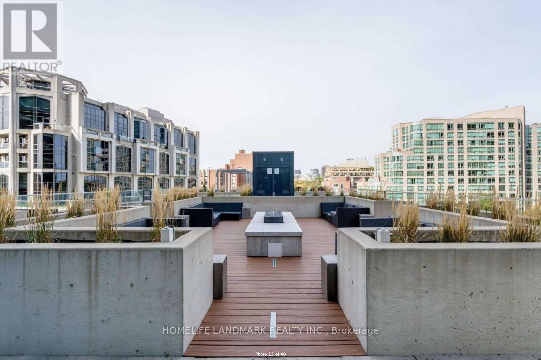 1308 - 32 Davenport Road, Toronto, ON - Outdoor