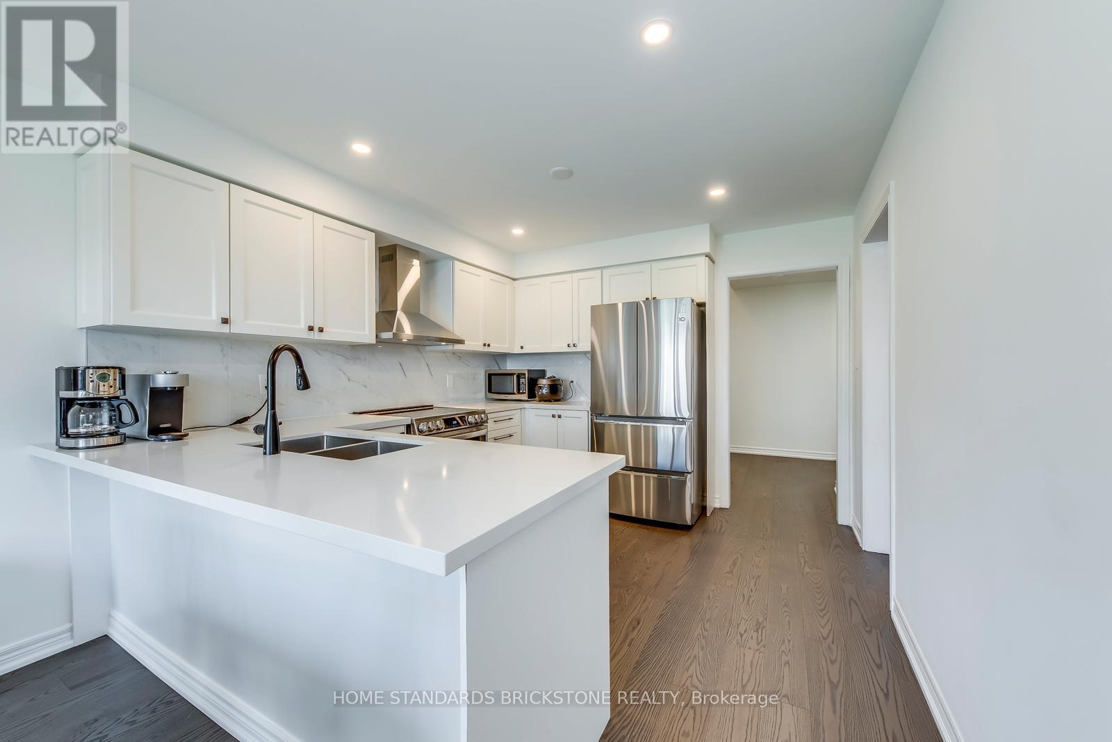 1296 Inglehart Drive, Burlington, ON - Indoor Photo Showing Kitchen With Stainless Steel Kitchen With Double Sink