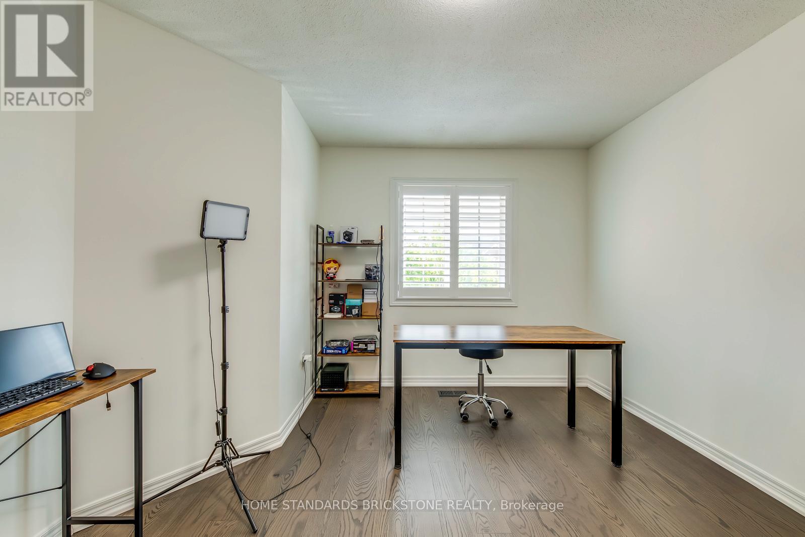 1296 Inglehart Drive, Burlington, ON - Indoor Photo Showing Office
