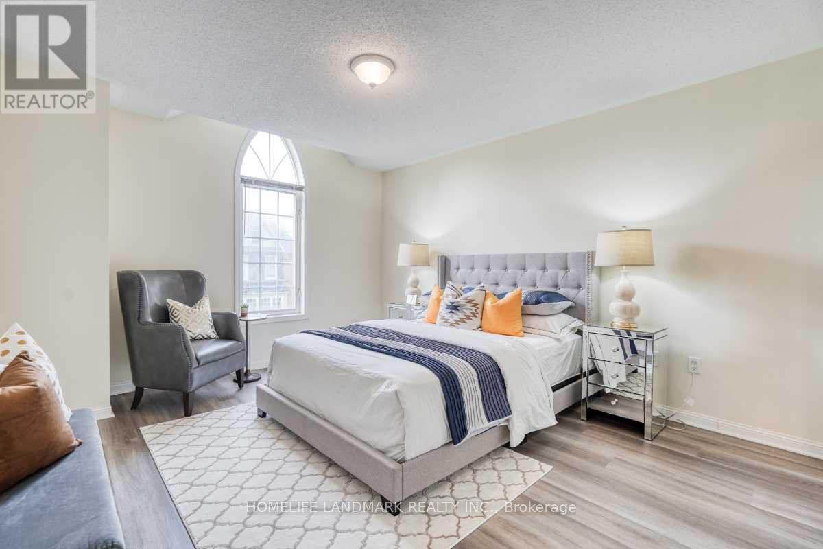 51 - 100 Elgin Mills Road W, Richmond Hill, ON - Indoor Photo Showing Bedroom