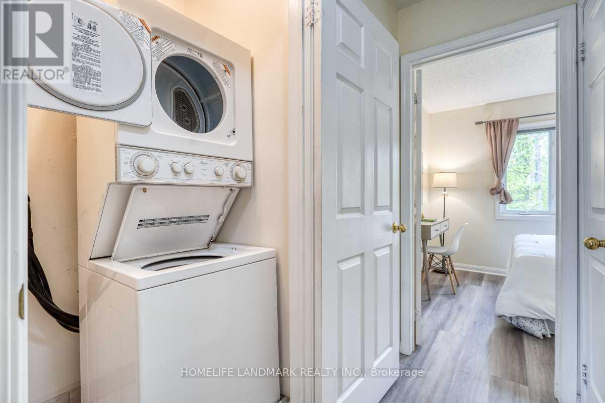 51 - 100 Elgin Mills Road W, Richmond Hill, ON - Indoor Photo Showing Laundry Room