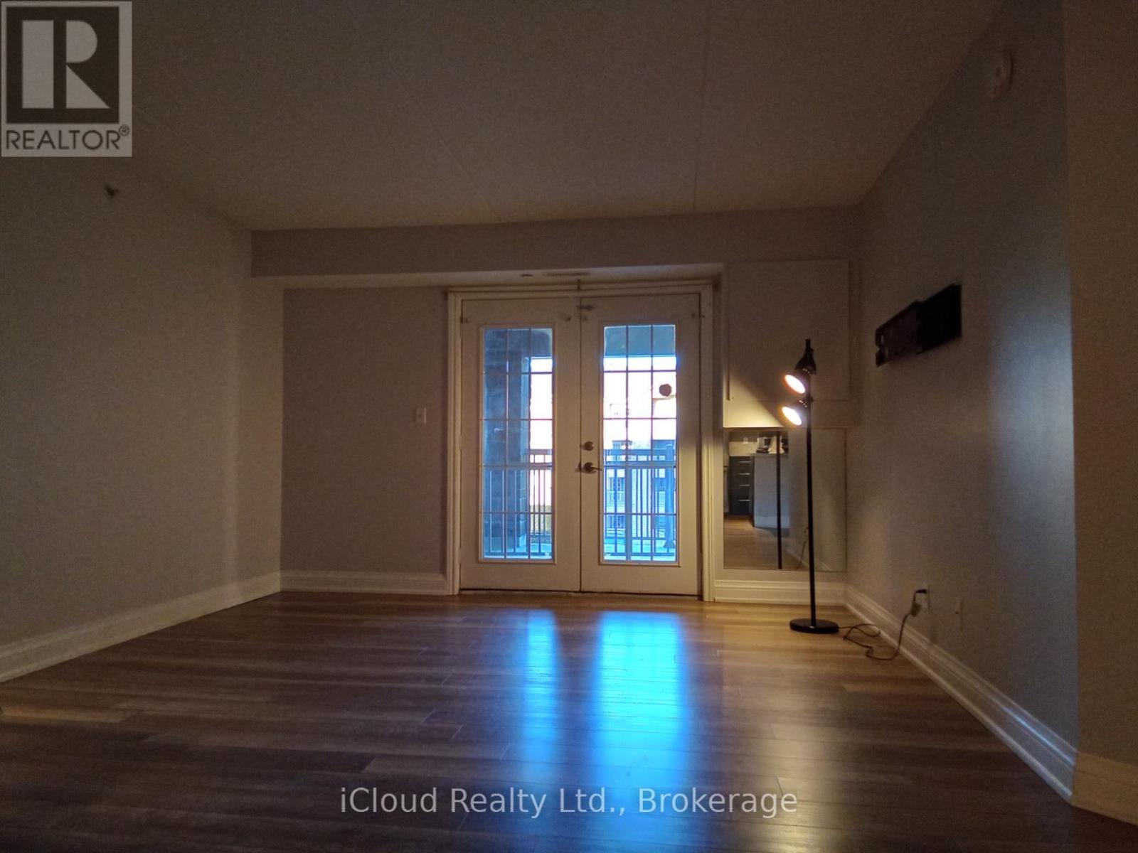 306 - 1450 Bishops Gate, Oakville, ON - Indoor Photo Showing Other Room