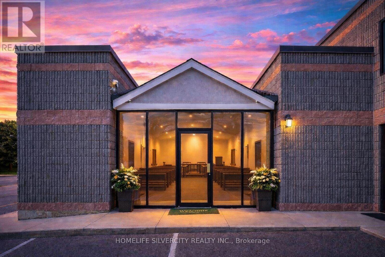 7070 Pacific Circle, Mississauga, ON