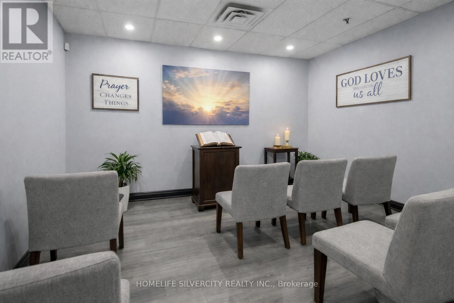 7070 Pacific Circle, Mississauga, ON