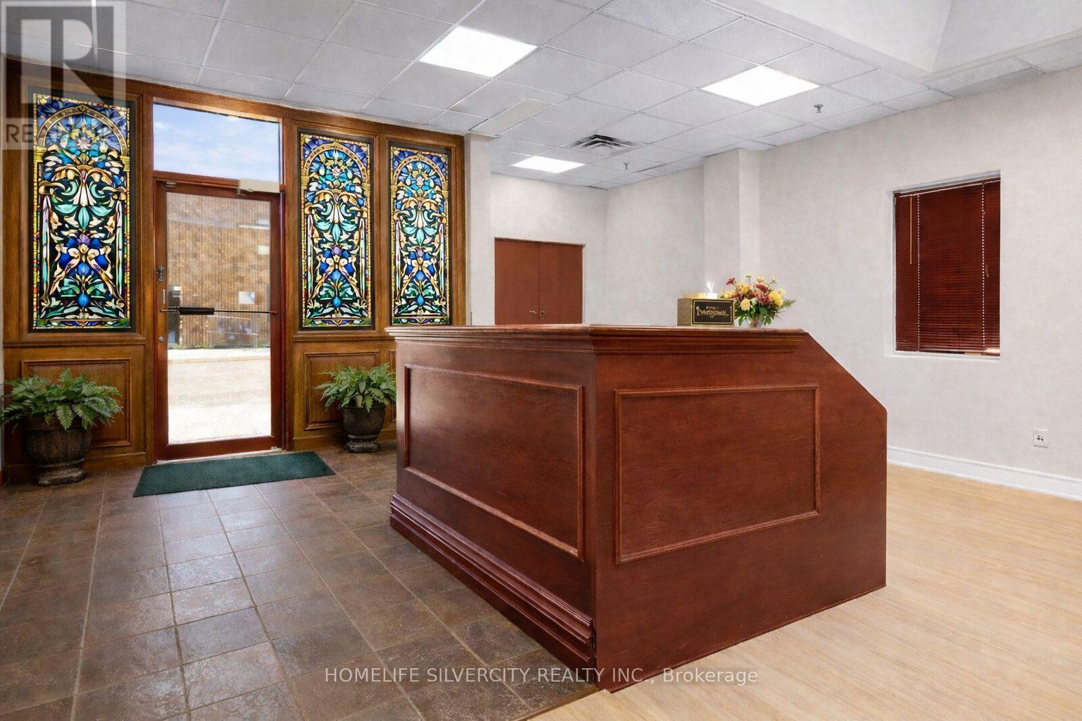 7070 Pacific Circle, Mississauga, ON