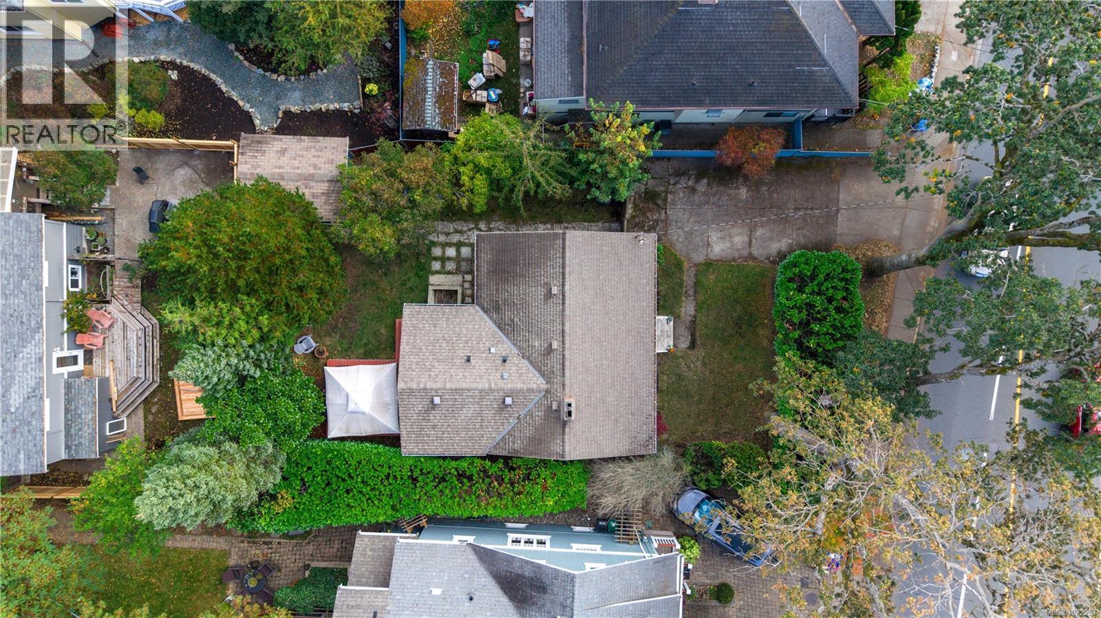 1716 Bay St, Victoria, BC - Outdoor