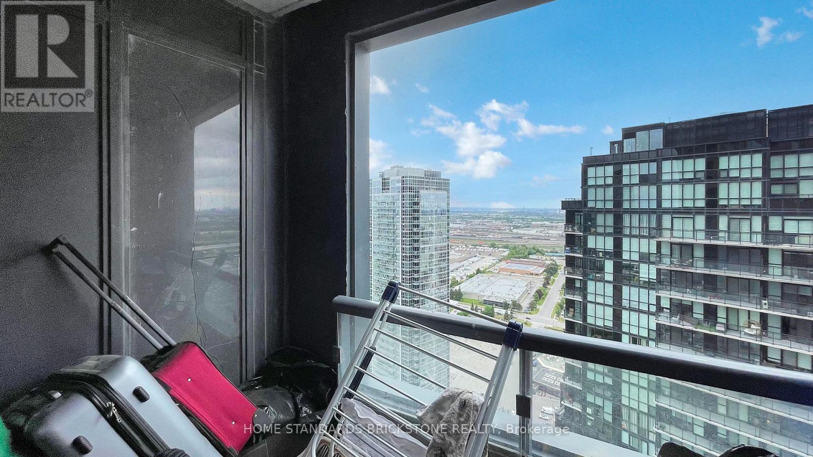 3501 - 2920 Highway 7 Road W, Vaughan, ON - Photo Showing Other Room