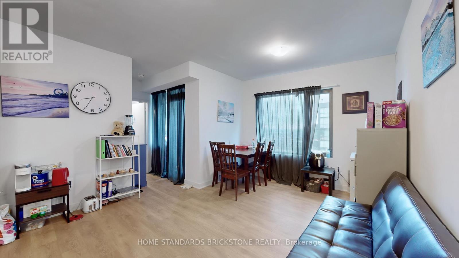 3501 - 2920 Highway 7 Road W, Vaughan, ON - Indoor