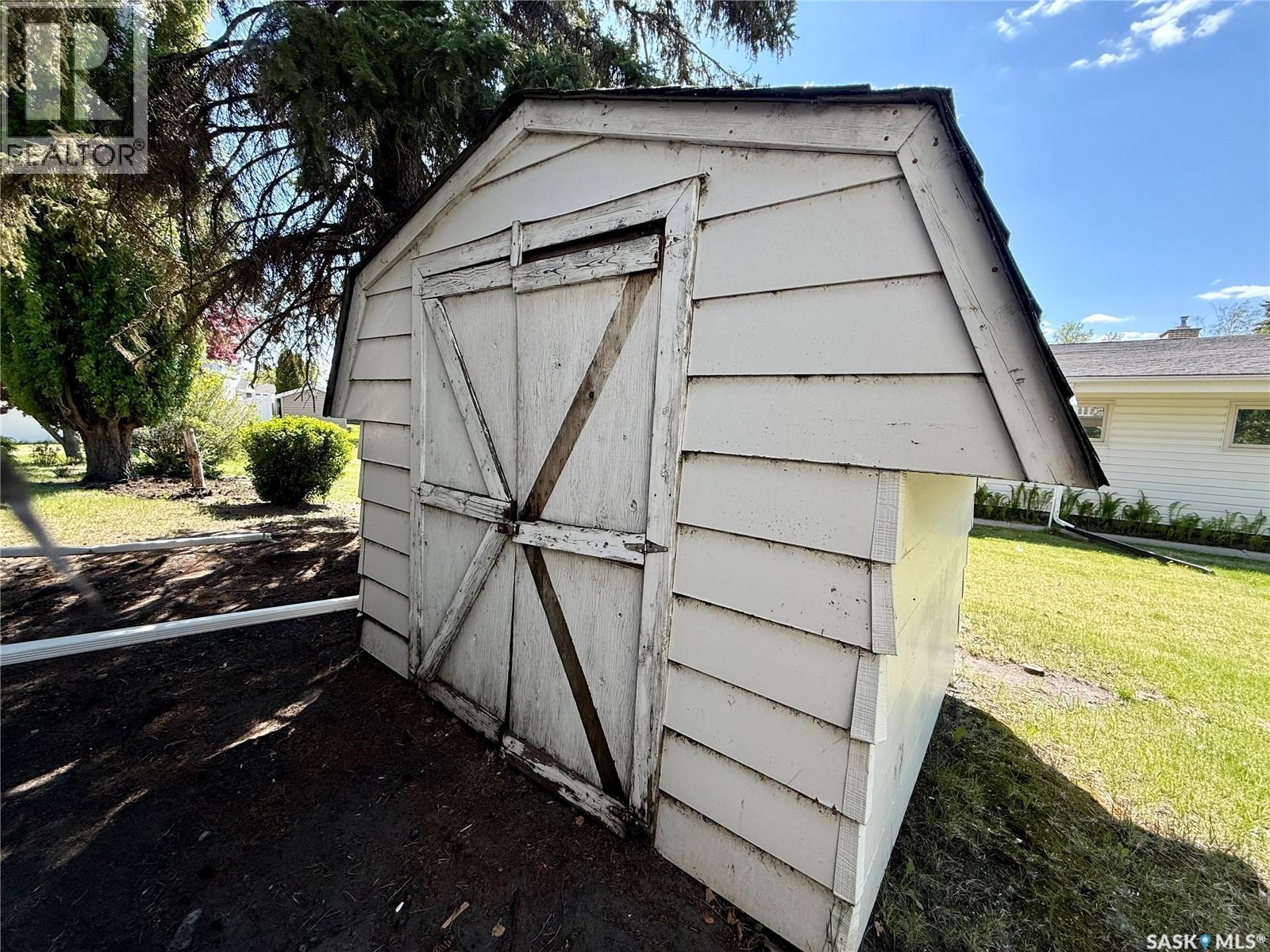 7 Driftwood Crescent, Yorkton, SK - Outdoor