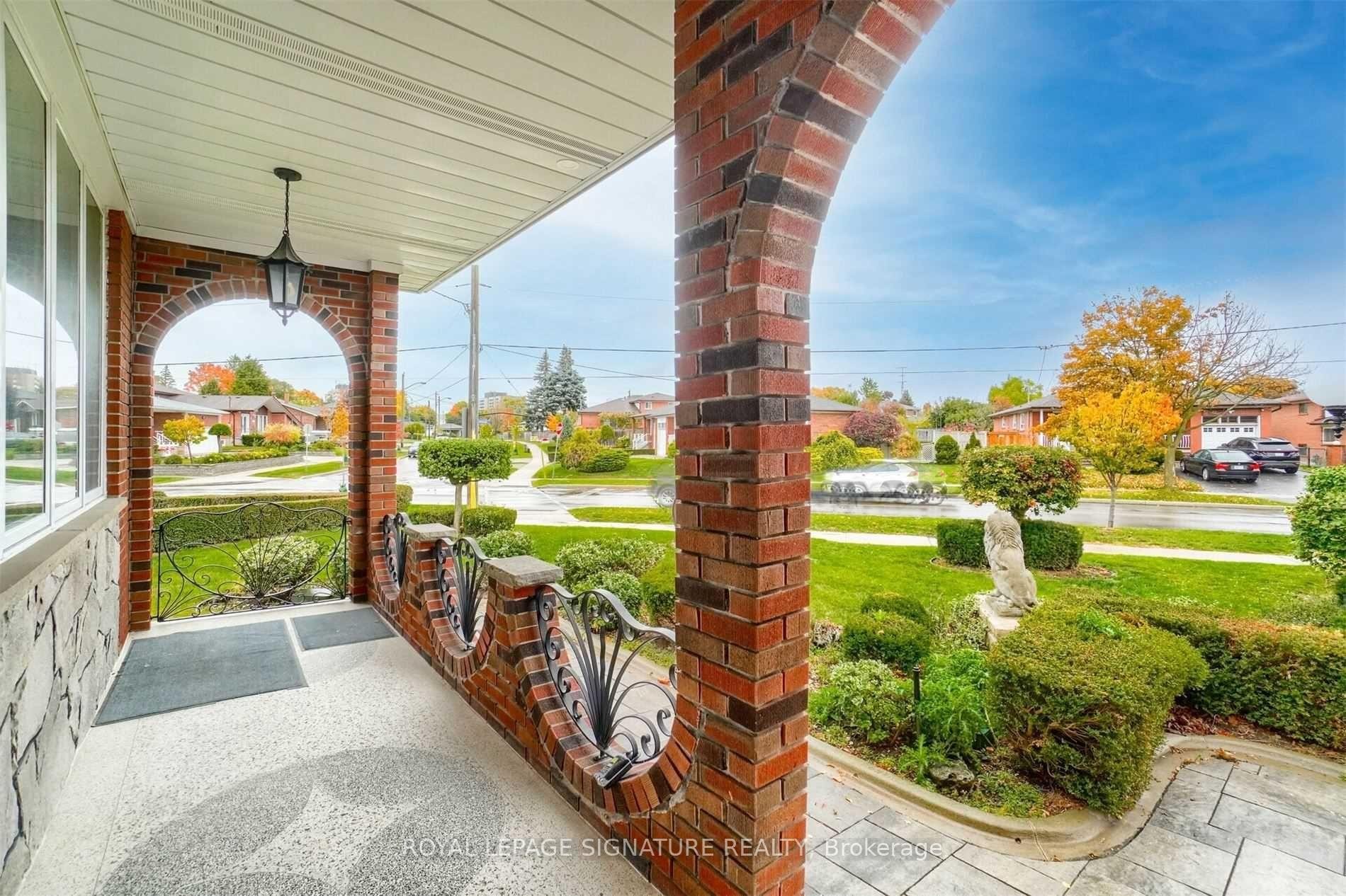 138 Derrydown Road, Toronto, ON - Outdoor With Exterior