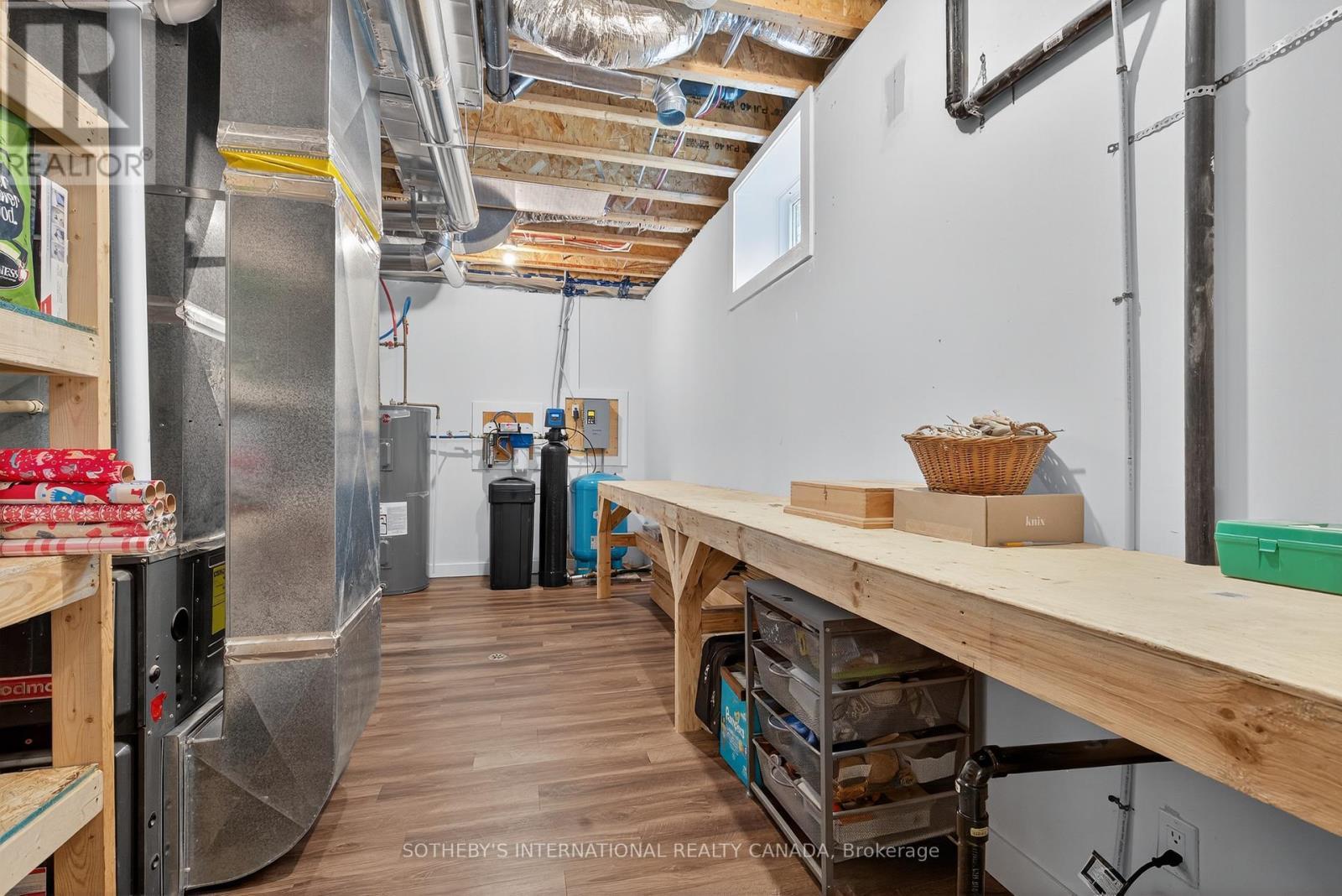 73 Wozniak Road, Penetanguishene, ON - Indoor