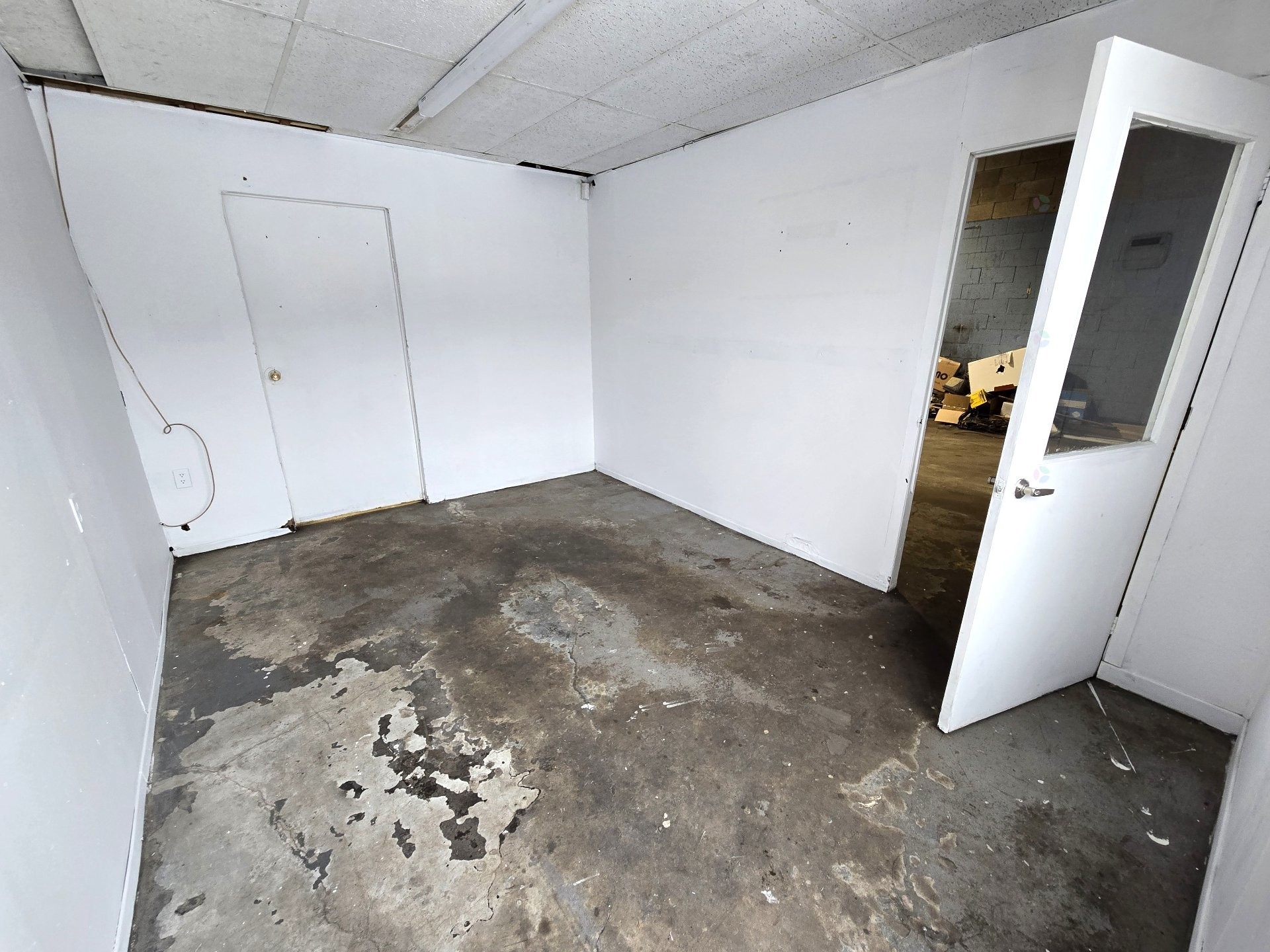 Office - 1522 Rue Berlier, Laval (Chomedey), QC - Indoor