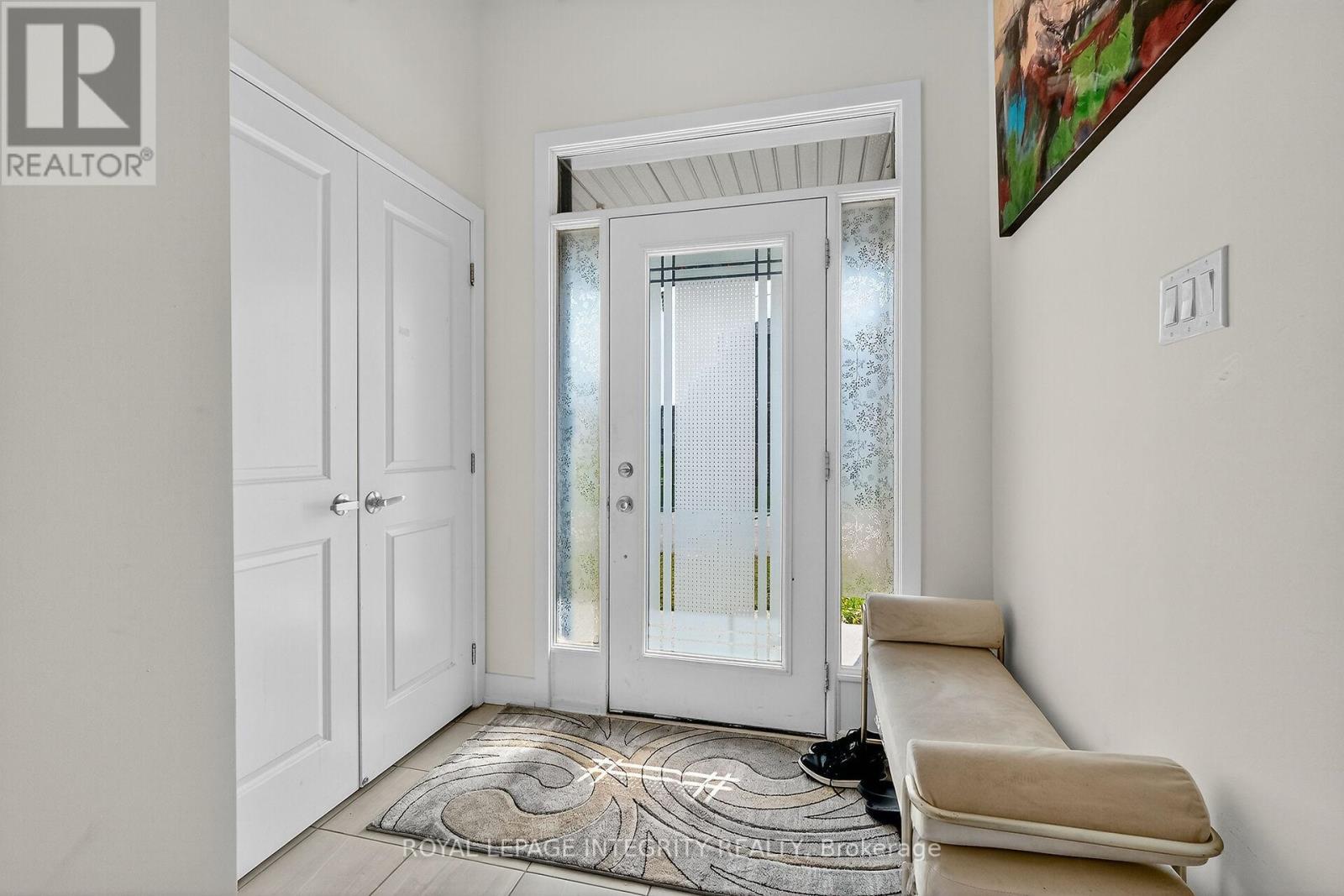 2025 Allegrini Terrace, Ottawa, ON - Indoor Photo Showing Other Room