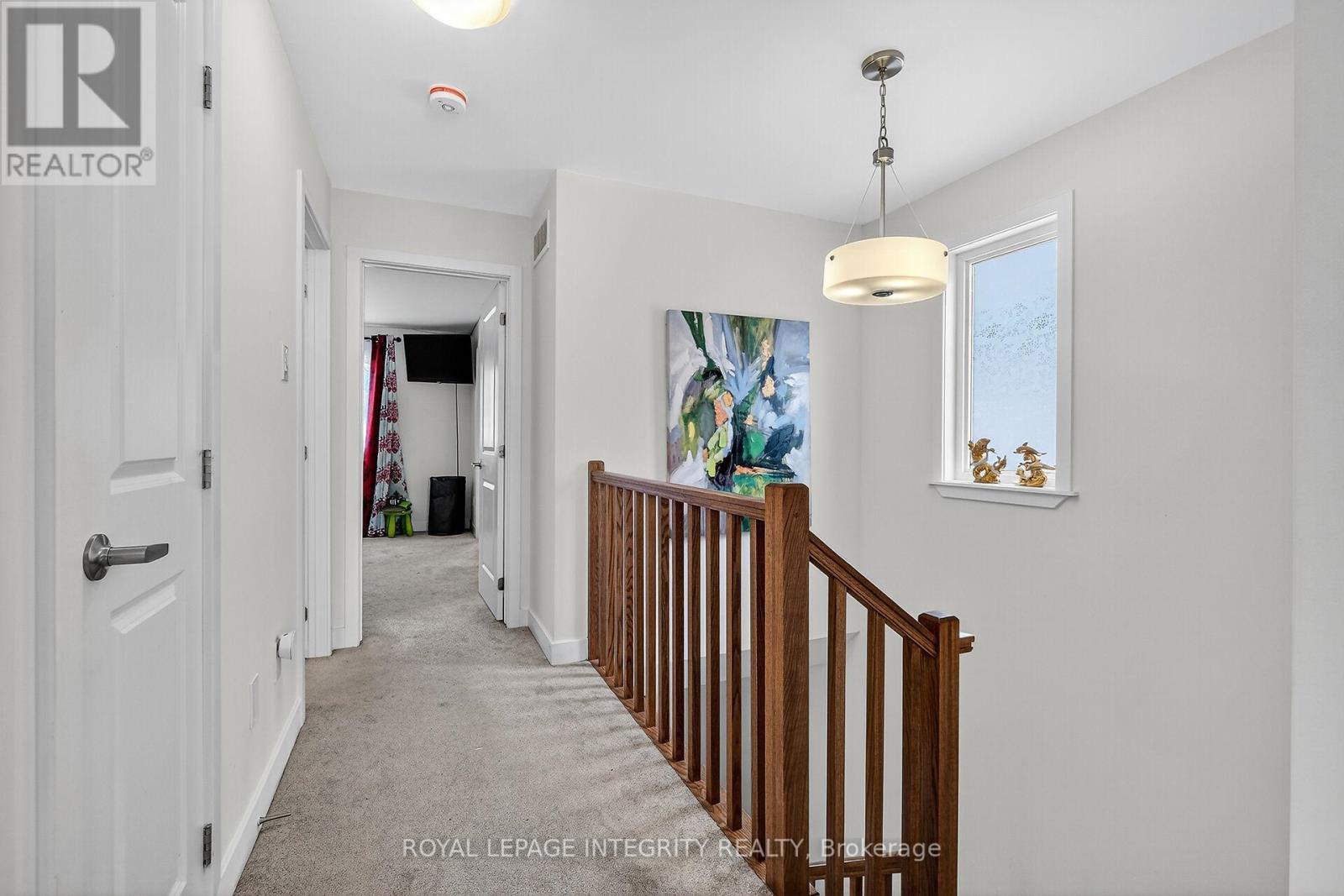 2025 Allegrini Terrace, Ottawa, ON - Indoor Photo Showing Other Room