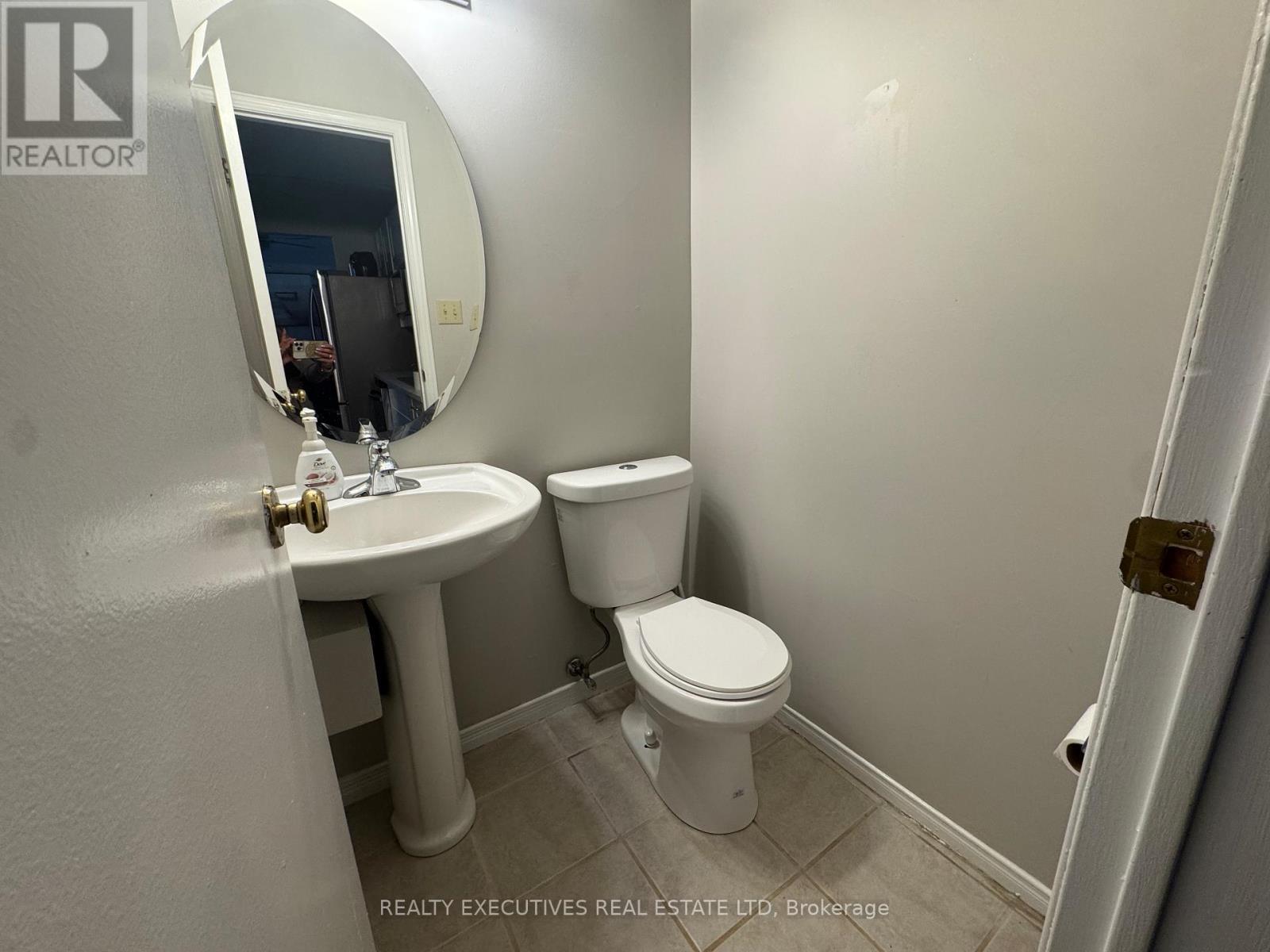 3 - 315 Mullett Street, Carleton Place, ON - Indoor Photo Showing Bathroom