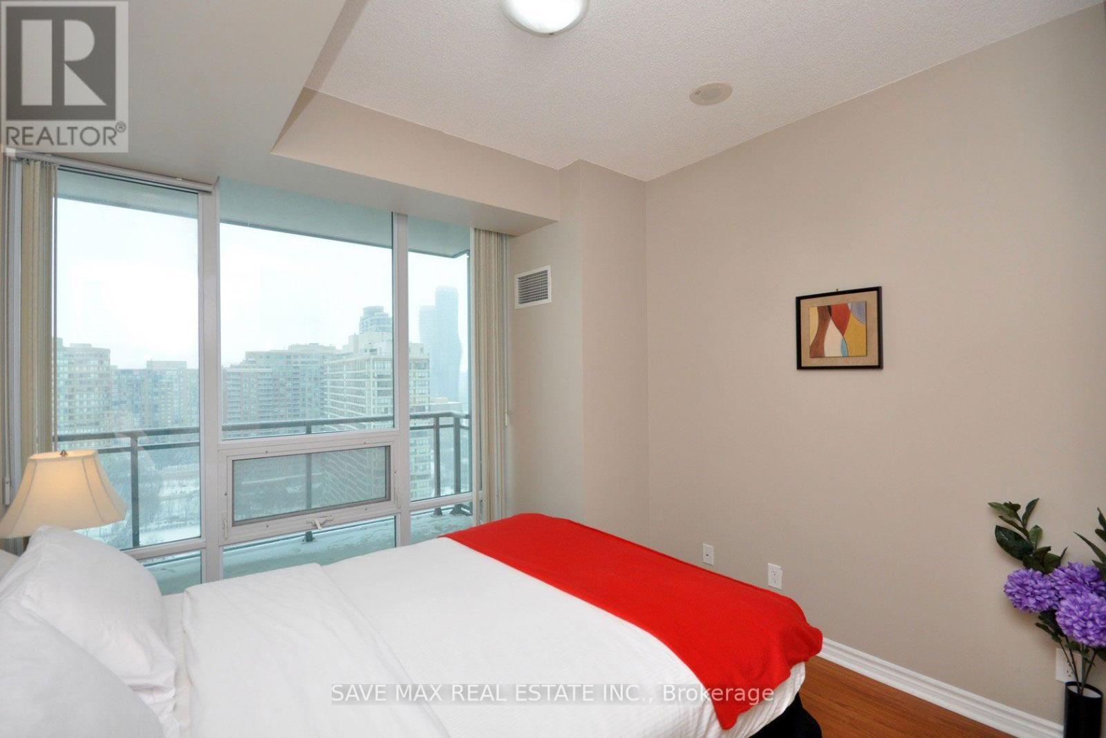 2208 - 3525 Kariya Drive N, Mississauga, ON - Indoor Photo Showing Bedroom