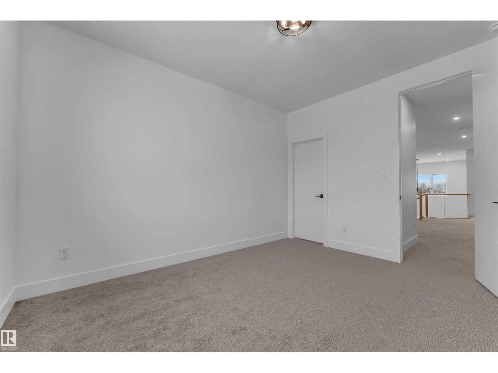 744 Astoria Wy, Devon, AB - Indoor Photo Showing Other Room