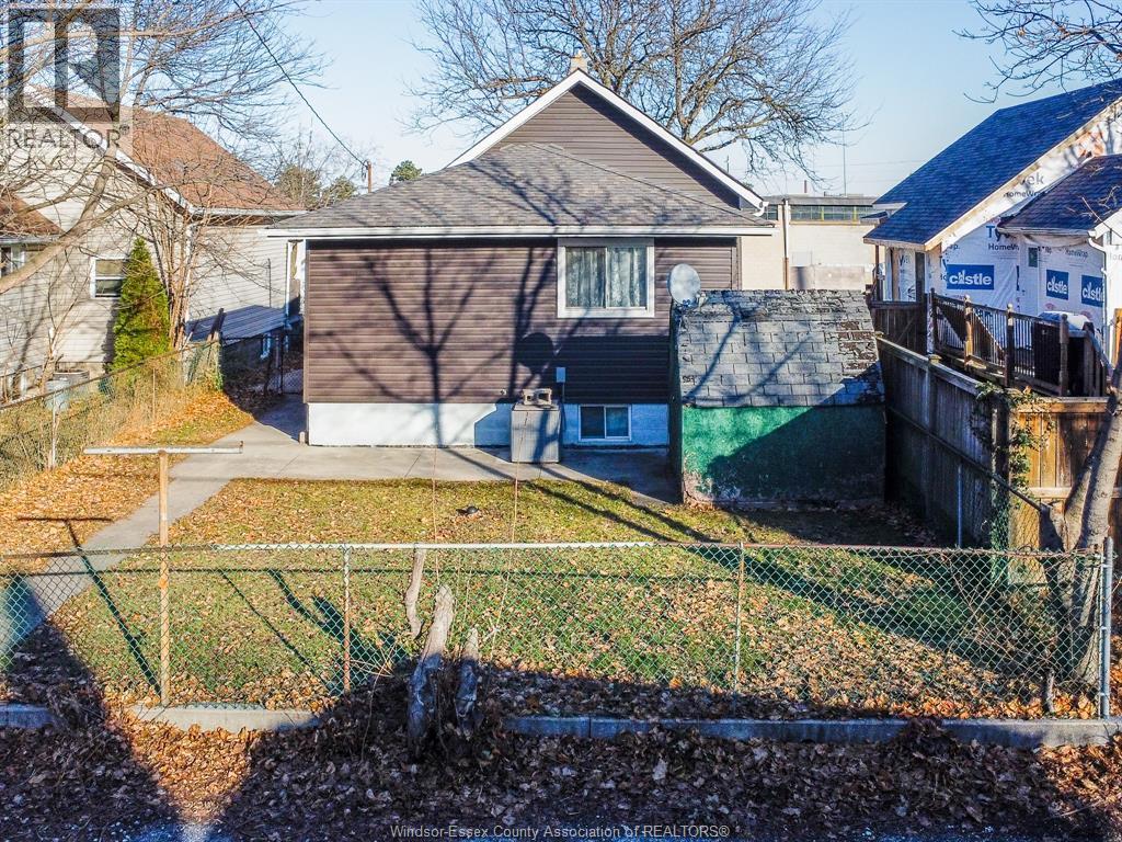 1525 Windermere Road, Windsor, ON - Outdoor