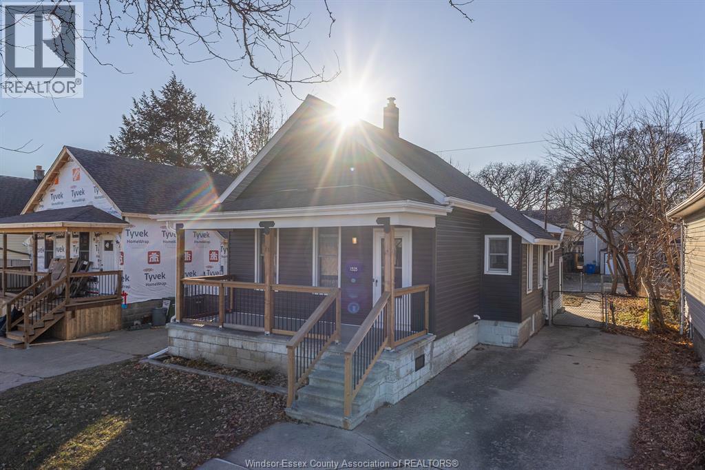 1525 Windermere Road, Windsor, ON - Outdoor