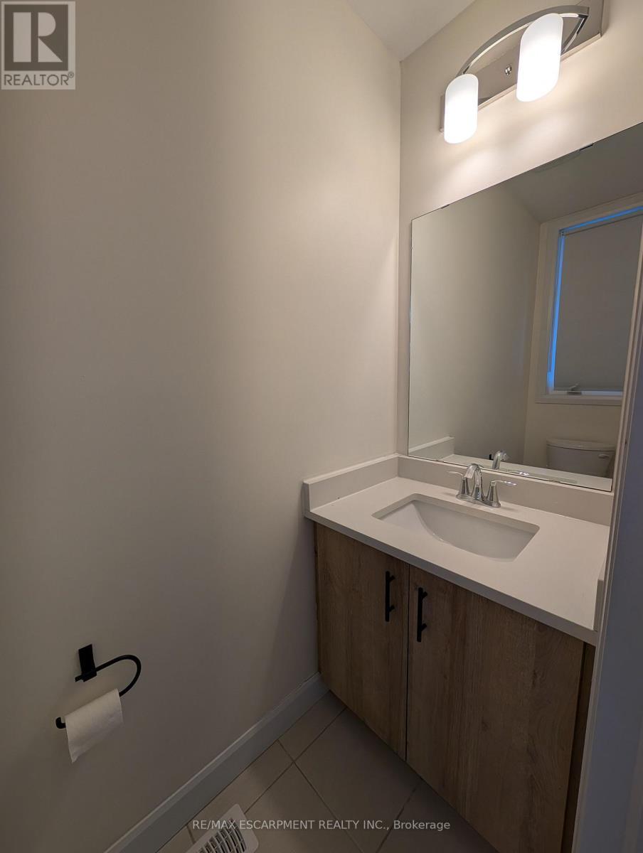 2- Piece Powder Room - 55 Southam Lane, Hamilton, ON - Indoor Photo Showing Bathroom