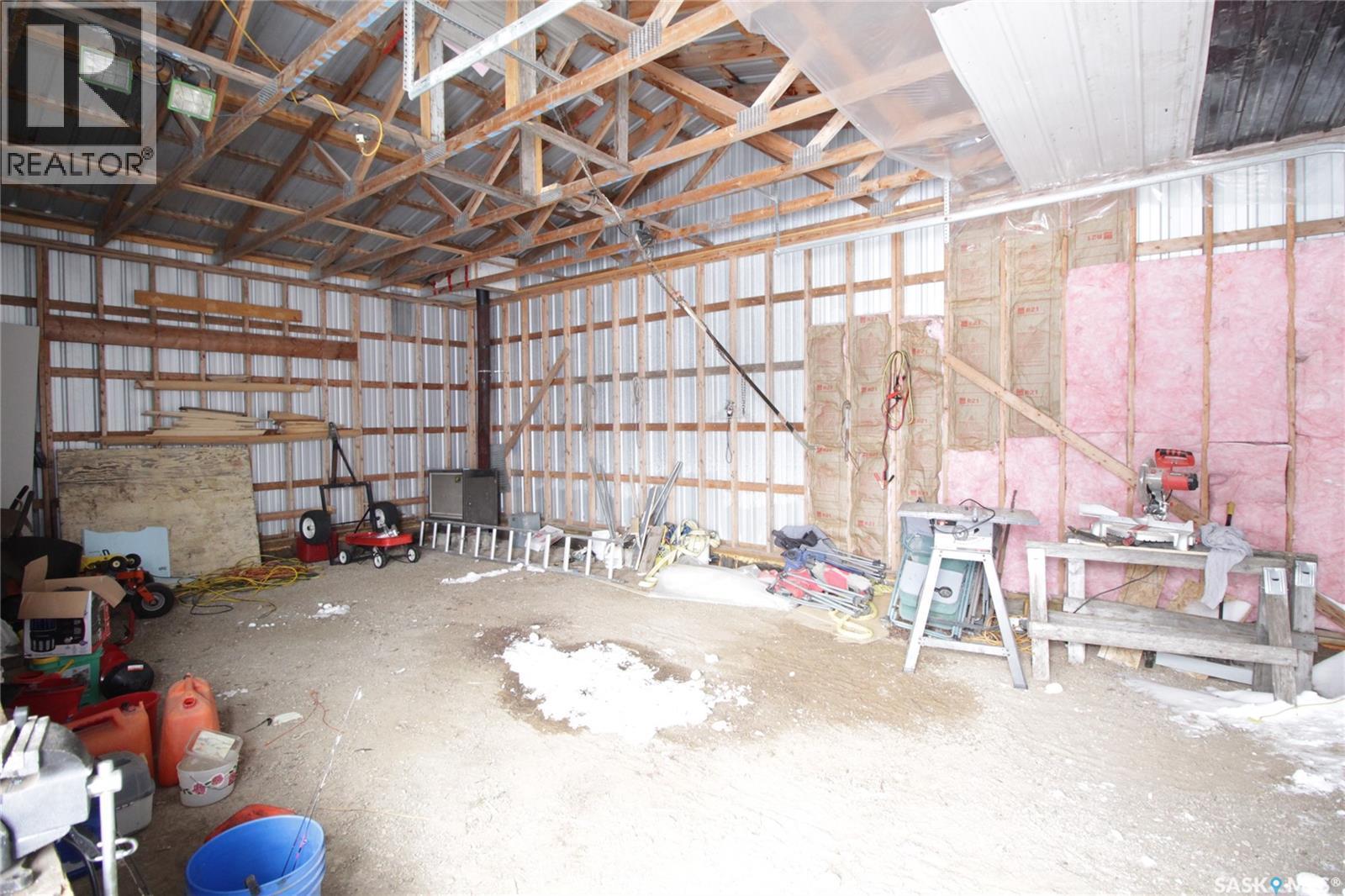 Mclaughlin Acreage, Moosomin Rm No. 121, SK - Indoor Photo Showing Garage