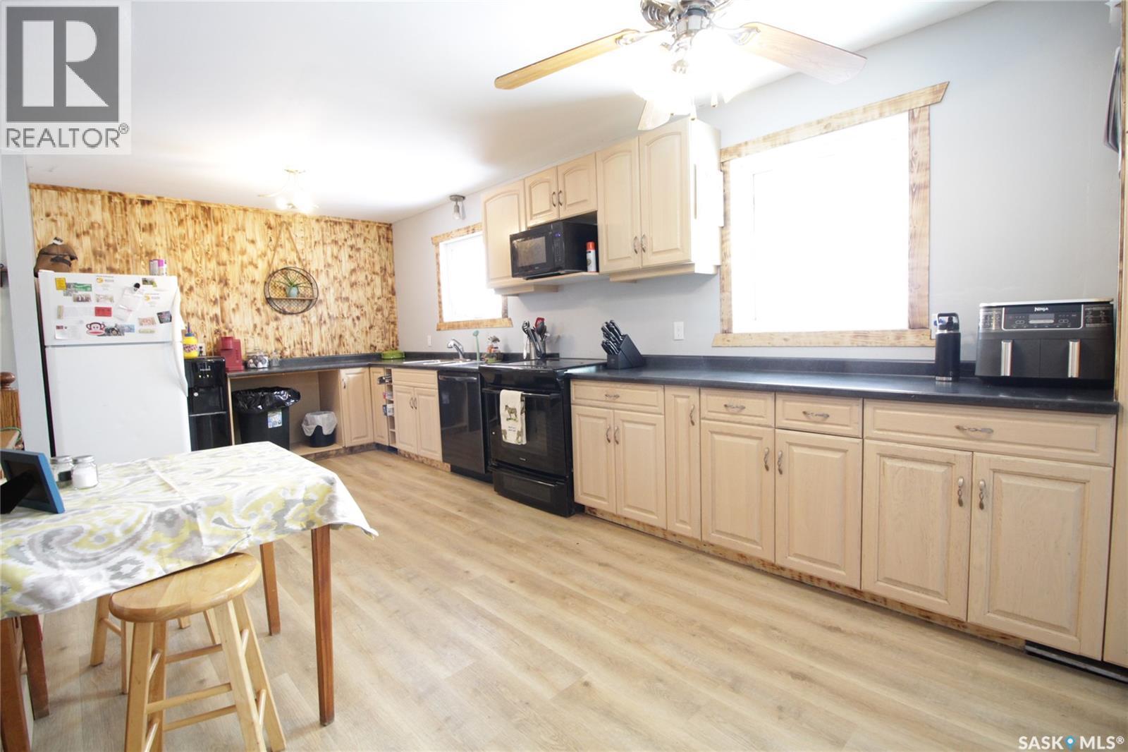 Mclaughlin Acreage, Moosomin Rm No. 121, SK - Indoor Photo Showing Kitchen