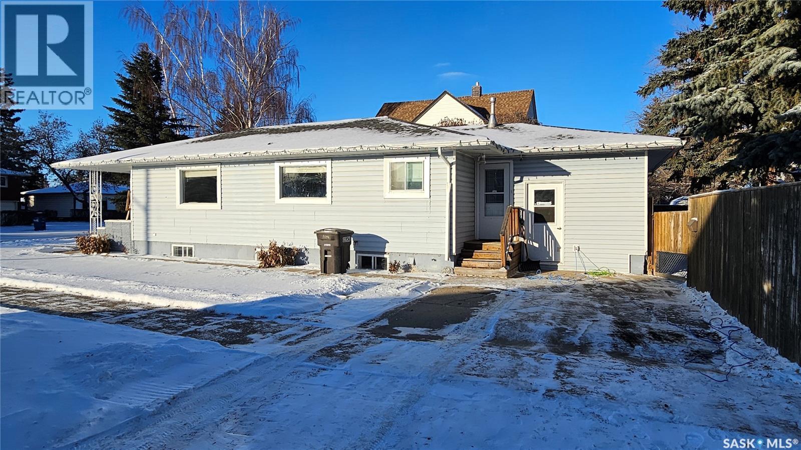 1004 9Th Street, Humboldt, SK - Outdoor
