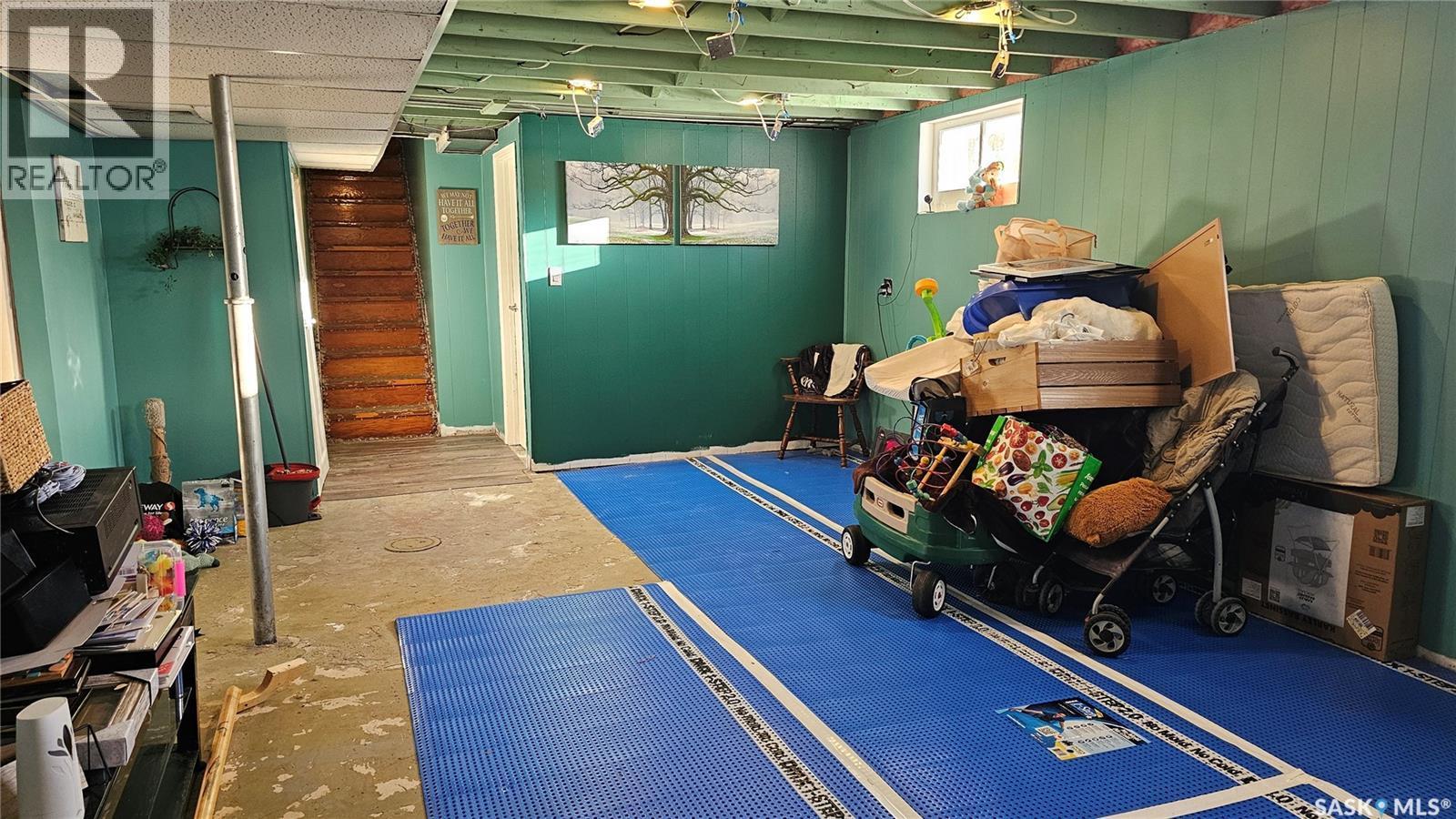 1004 9Th Street, Humboldt, SK - Indoor