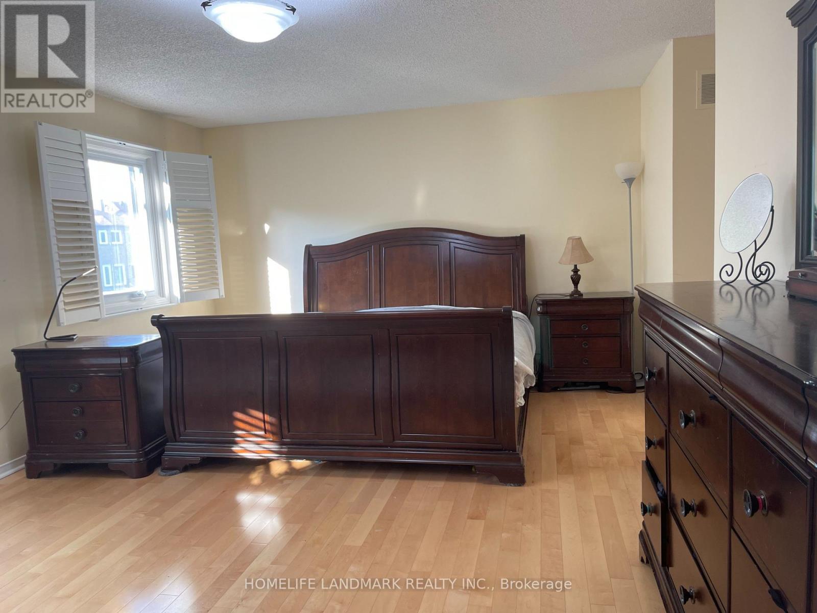 61 Mary Elizabeth Crescent, Markham, ON - Indoor Photo Showing Bedroom