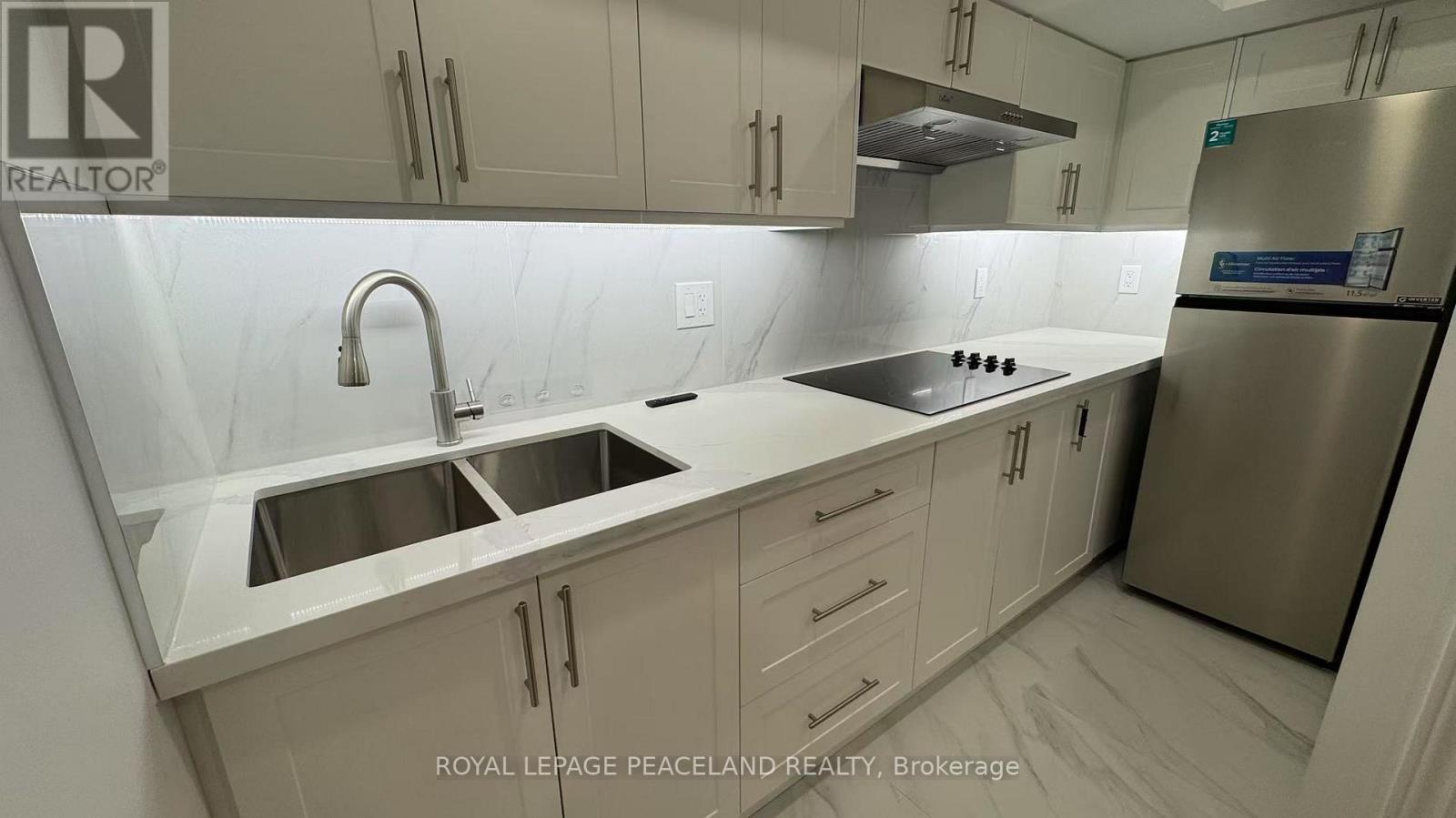 Basement - 185 Rustle Woods Avenue, Markham, ON - Indoor Photo Showing Kitchen With Double Sink