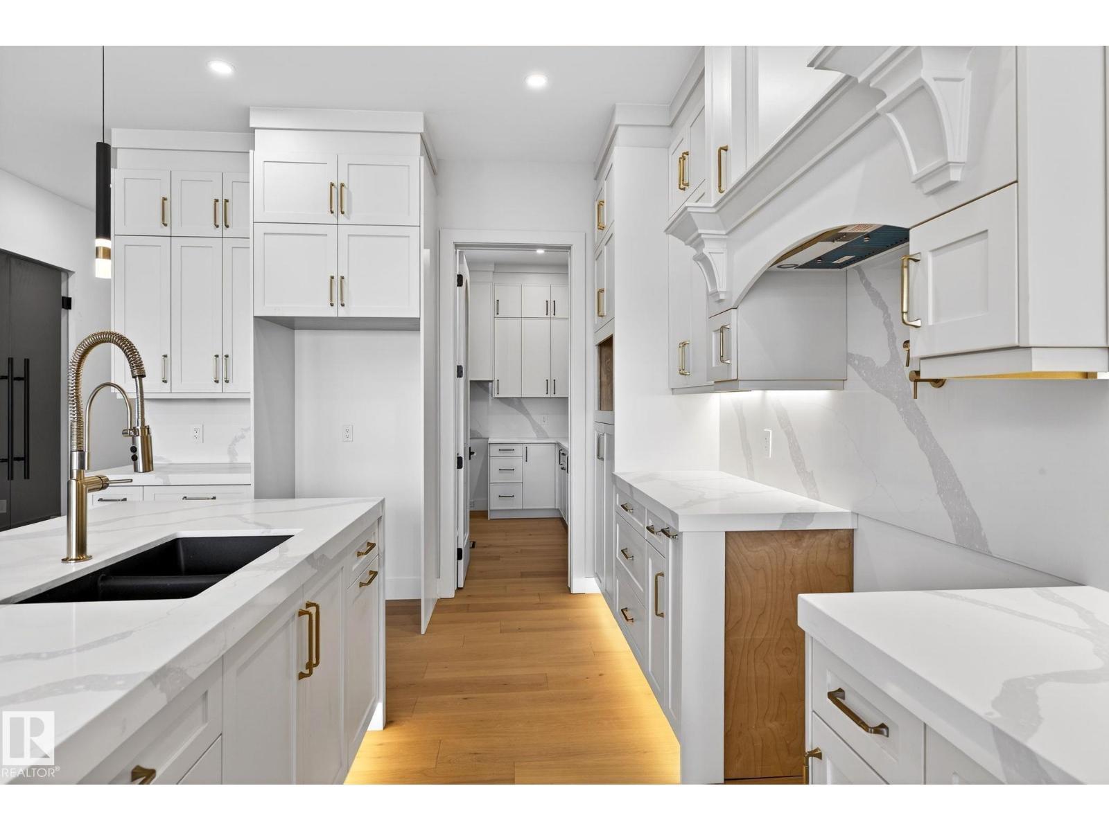 1926 Ainslie Link Sw, Edmonton, AB - Indoor Photo Showing Kitchen With Double Sink With Upgraded Kitchen